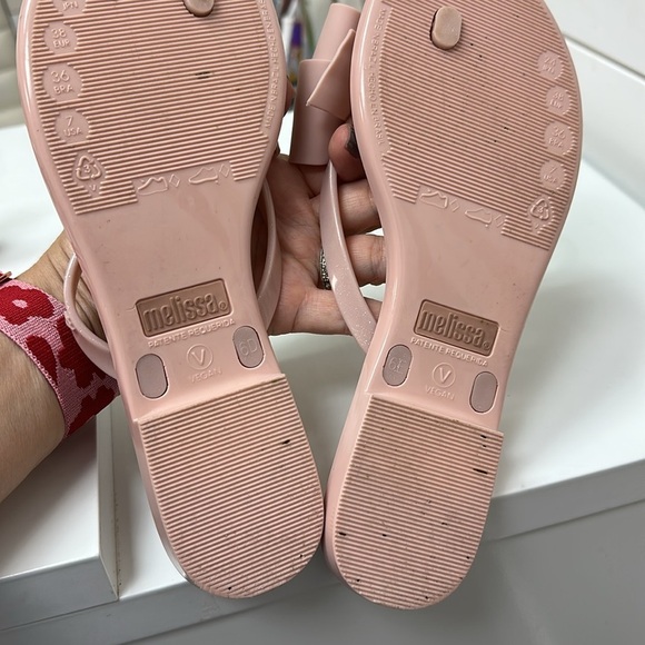 ** SOLD**Melissa Women's Blush Sandals with Bow Accent - Picture 4 of 7